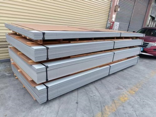 Thermal Insulation Integrated Metal Composite Panels